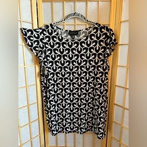 Premise Black and White Leaf Pattern Top